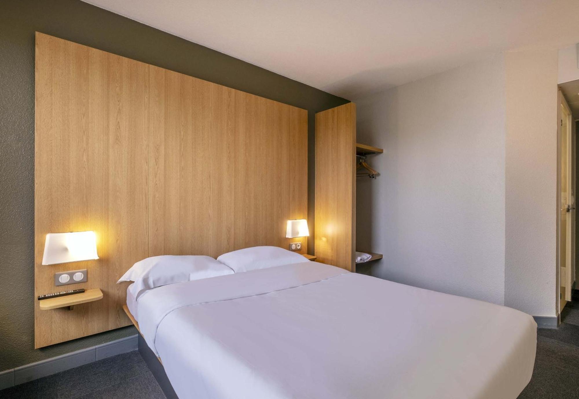B&B Hotel La Rochelle Centre Zewnętrze zdjęcie
